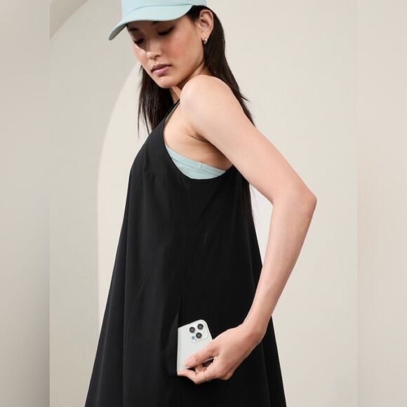 NWT Athleta Presido Traveler Maxi Dress. Black. Small - Picture 4 of 8